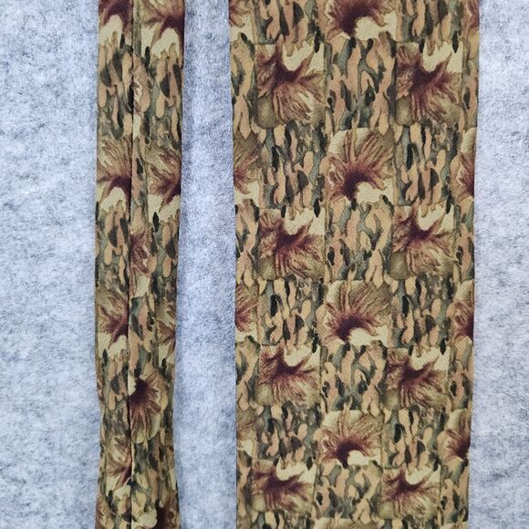 Jerry J. Garcia Necktie Landscape With Eye‎ Collection 10 Stonehenge 100% Silk - Picture 1 of 9